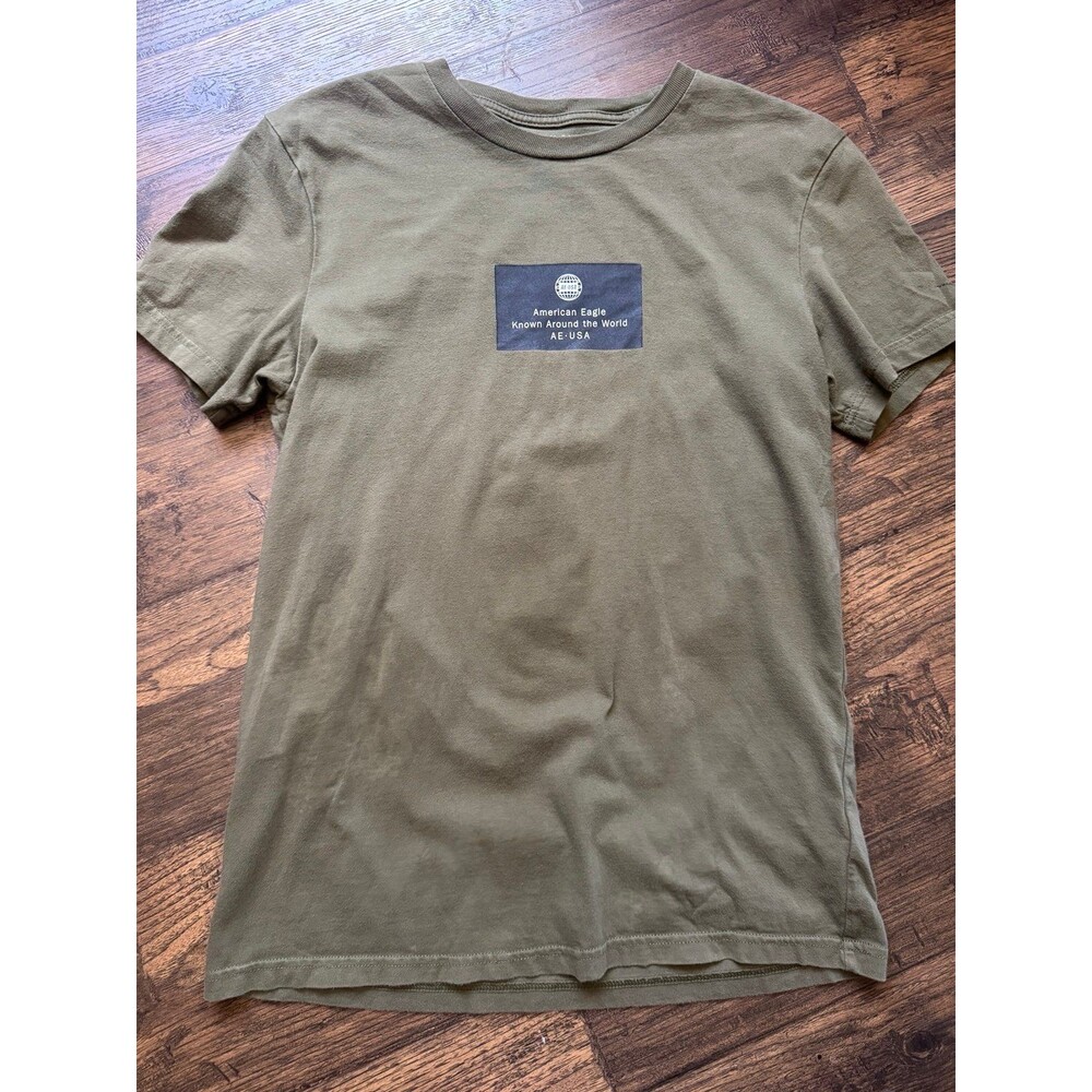 Men’s American Eagle around the world t shirt size s